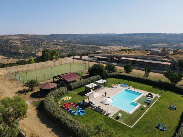 Vistalago Garden Doria Monteleone Rocca Doria المظهر الخارجي الصورة